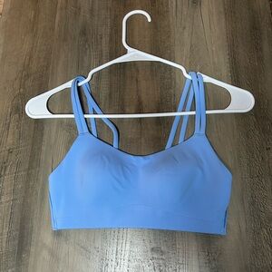 NWT Lululemon Like a Cloud Bra b/c cups Sz 4 *Sinatra blue*